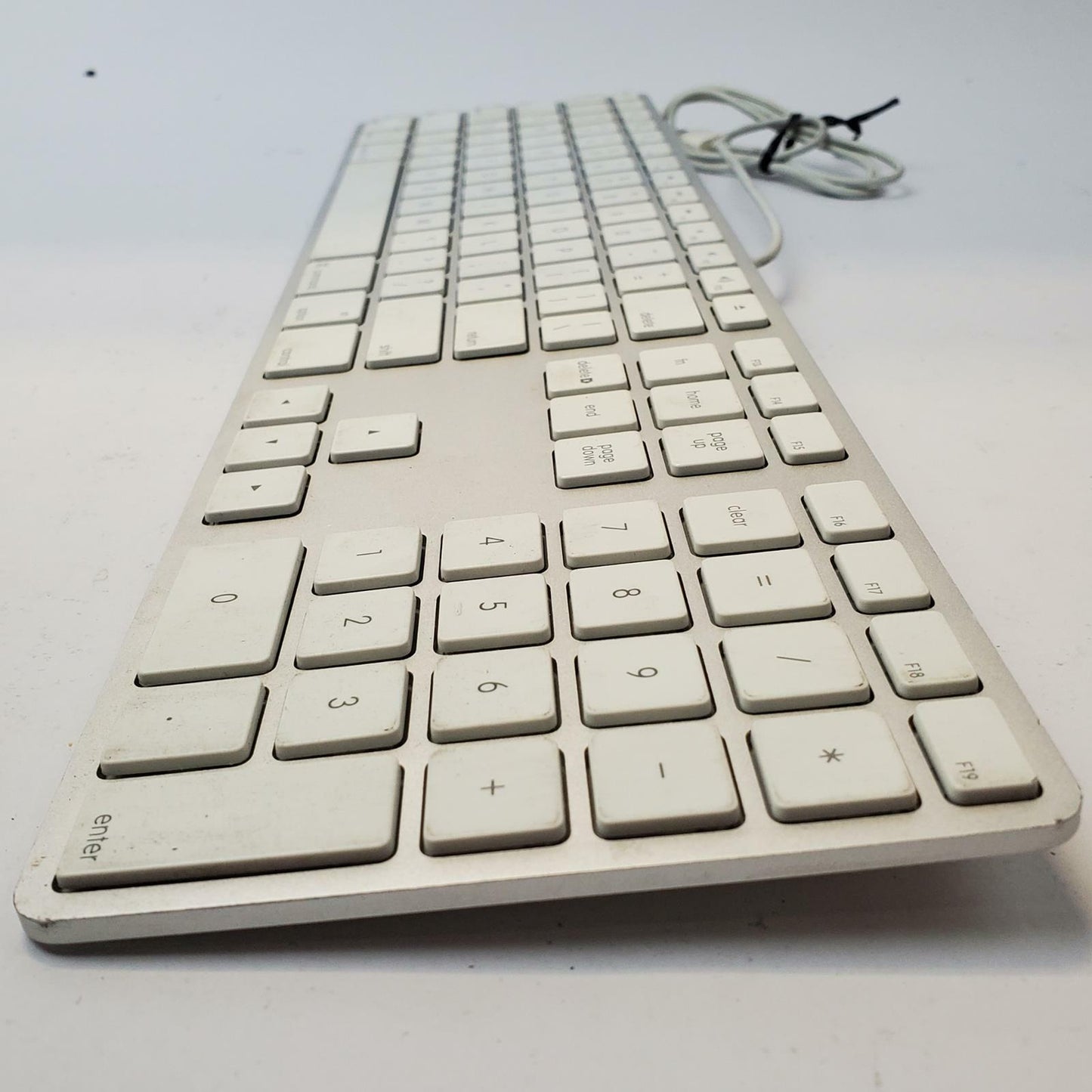 Apple A1243 USB Wired Keyboard | Grade B