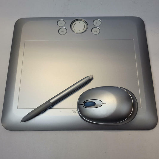 WACOM CTE-650 Bamboo Fun Drawing Tablet Bundle | Grade A