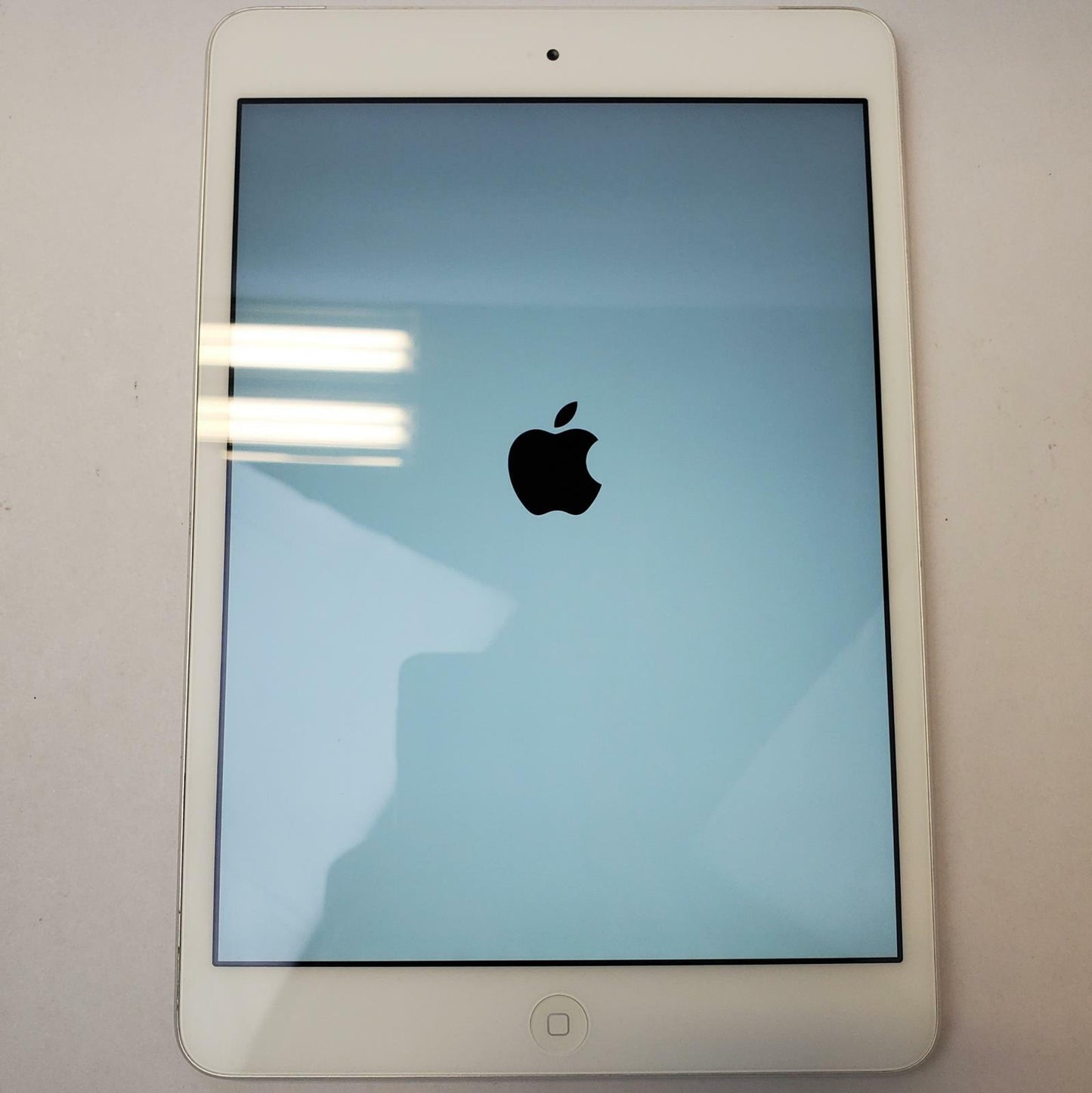 APPLE IPAD MINI 2 ME824LL/A 32GB WiFi + Cellular Tablet (Silver) | Grade C