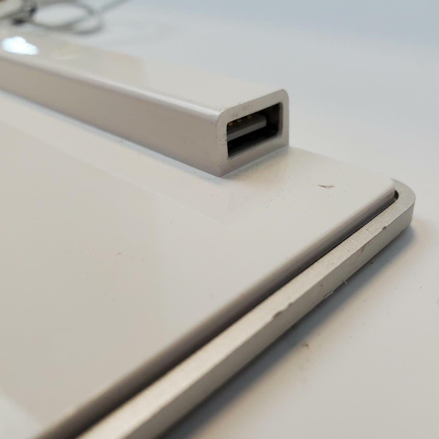 Apple A1243 USB Wired Keyboard | Grade A