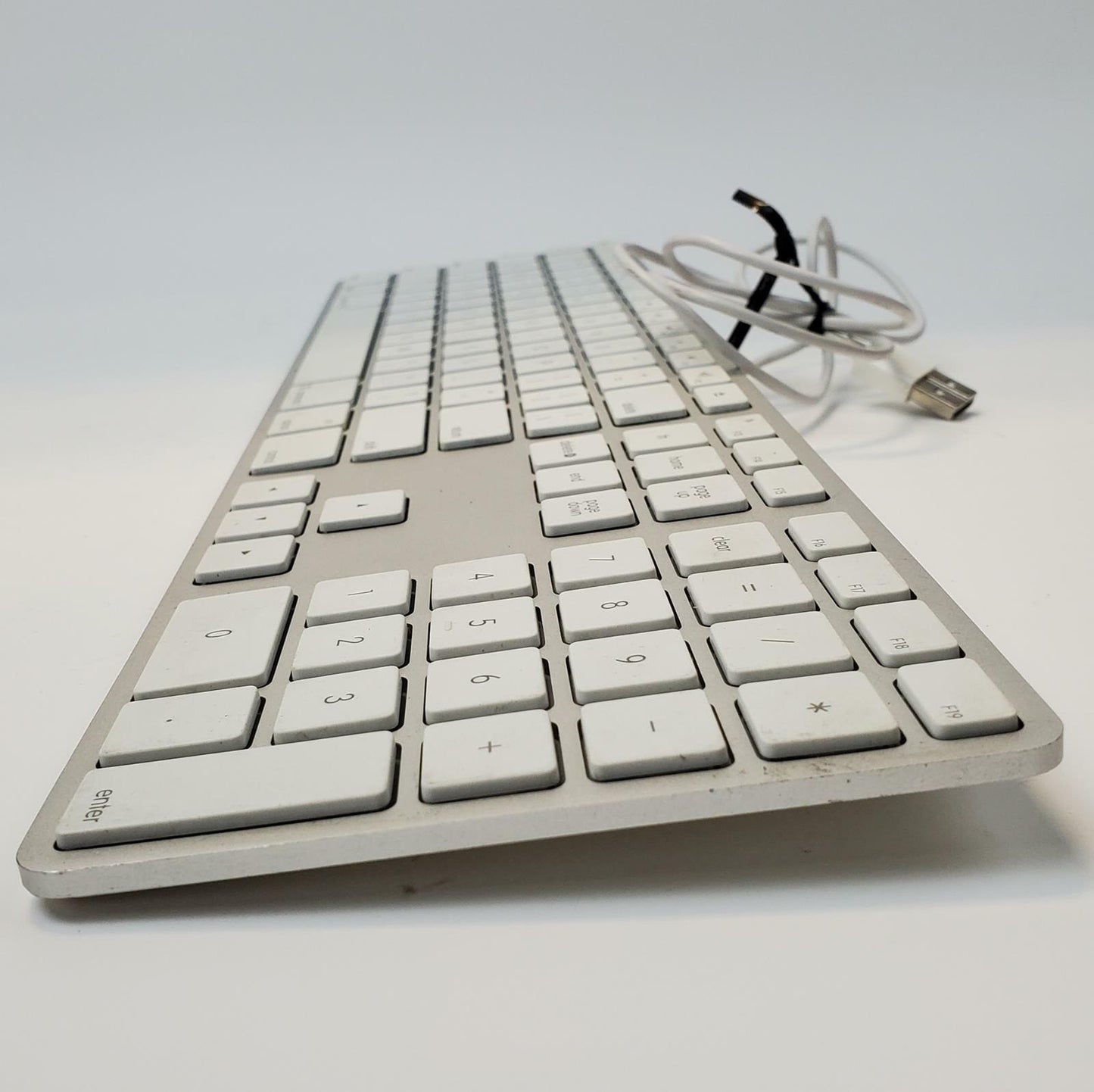 Apple A1243 USB Wired Keyboard | Grade A