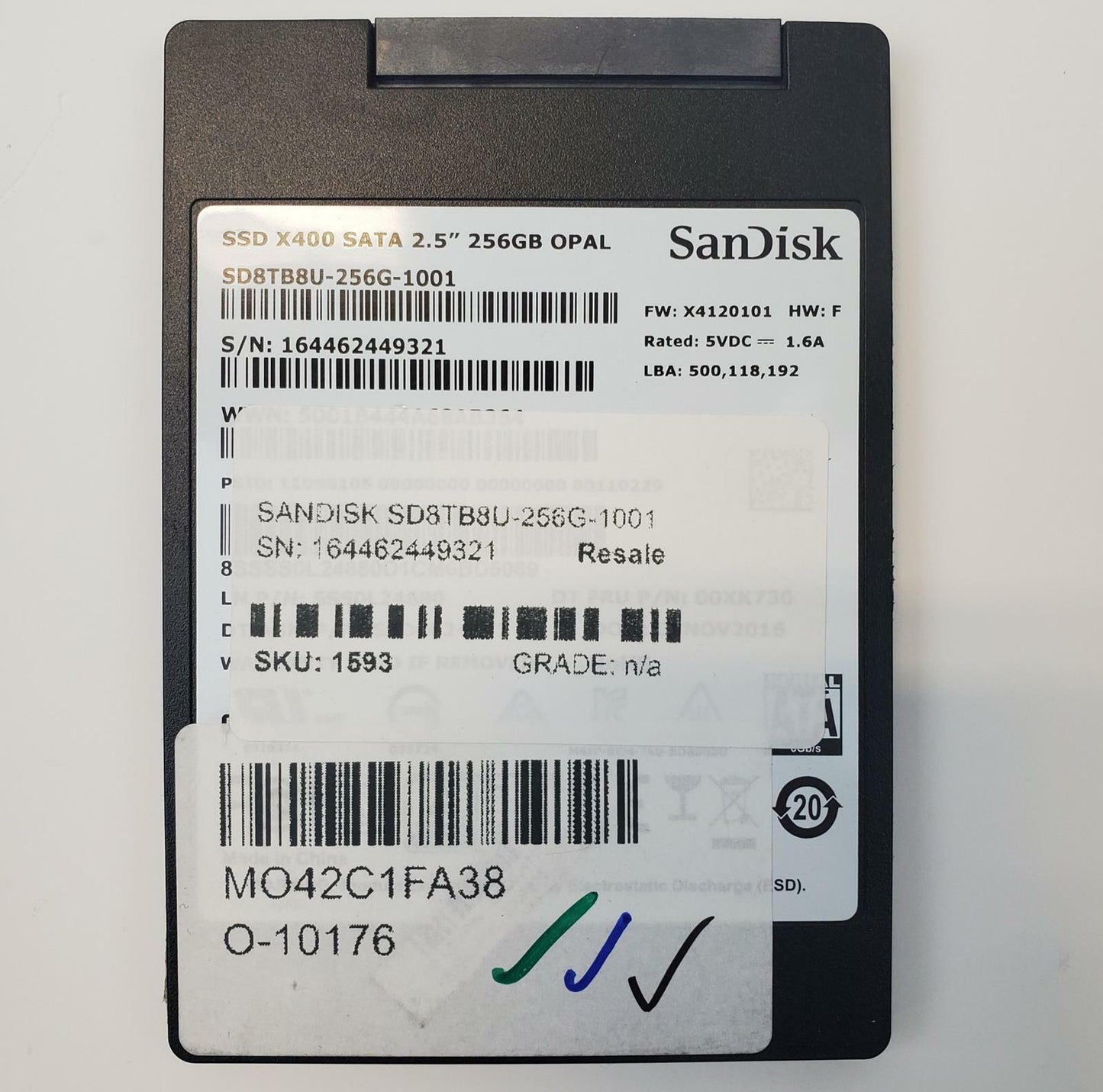 SanDisk SD8TB8U-256G-1001 256GB 2.5" SATA Internal SSD | Grade A