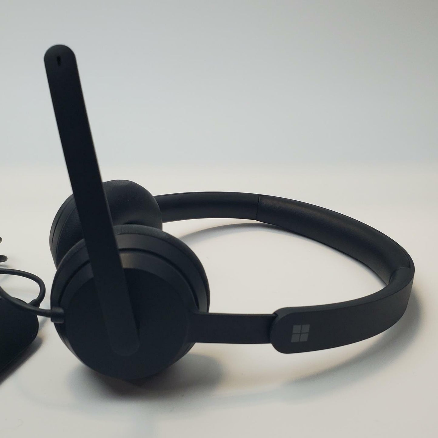 Microsoft Modern USB-A Wired Headset | Grade A