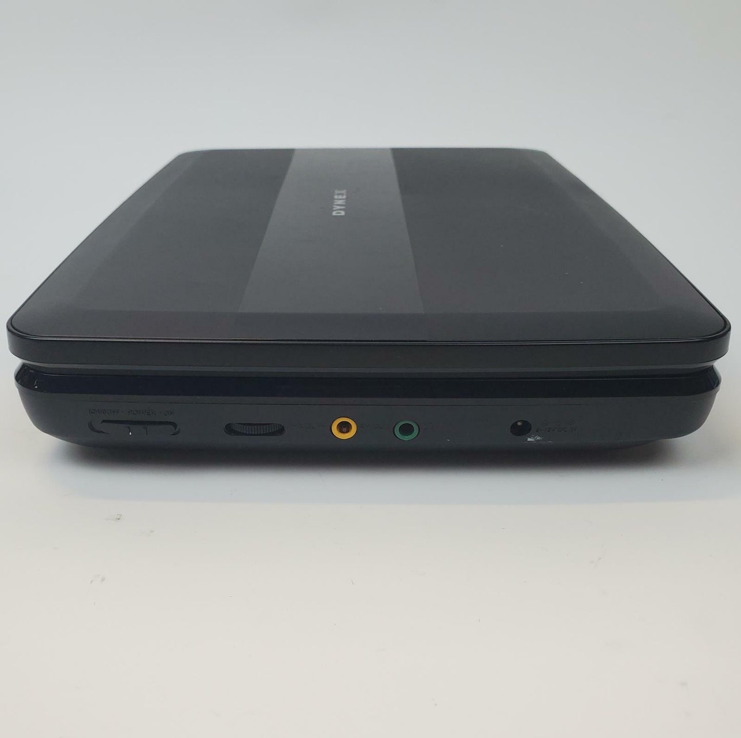 Dynex DX-P9DVD11 Portable CD/DVD Player | Grade B