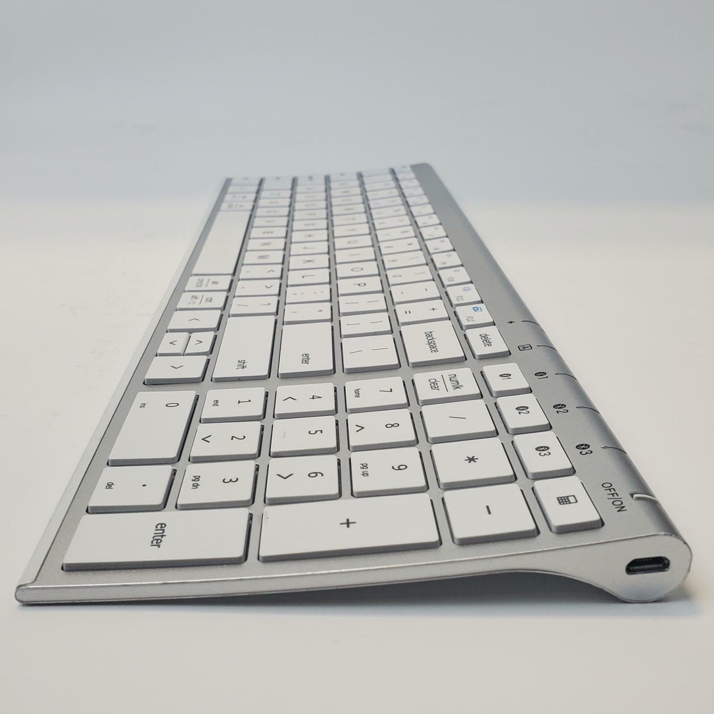 iClever HB193 Bluetooth Wireless Keyboard | Grade A