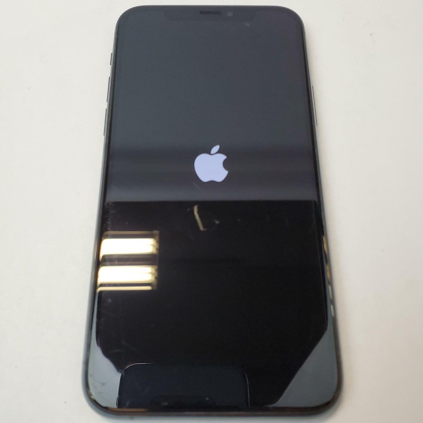 APPLE IPHONE 11 PRO MWAW2LL/A 256GB Verizon Locked Midnight Green | Grade C