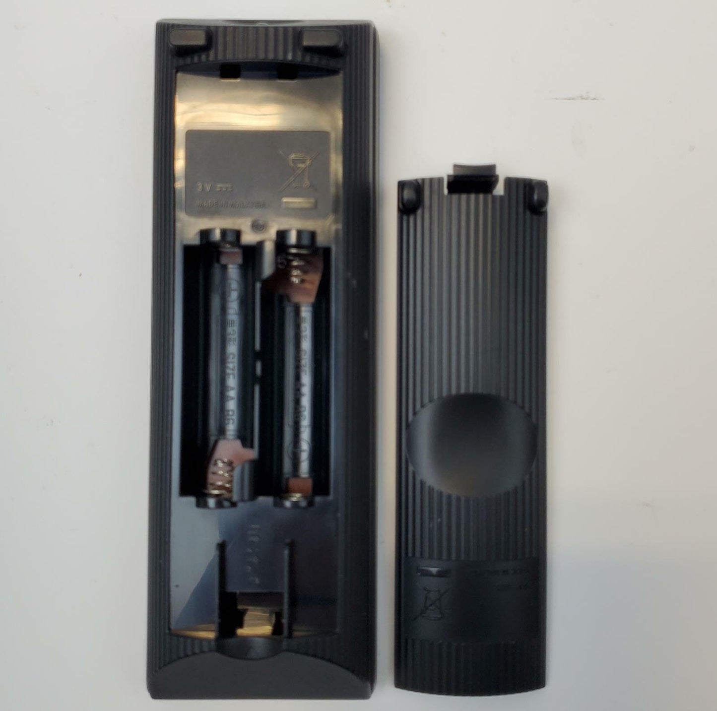 Sony BDP-S3700 Blu-Ray/DVD Player w/ Remote | Grade B