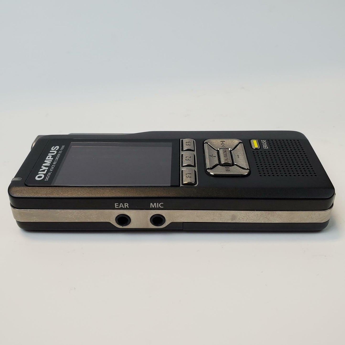 Olympus D-7000 Digital Voice Recorder | Grade D