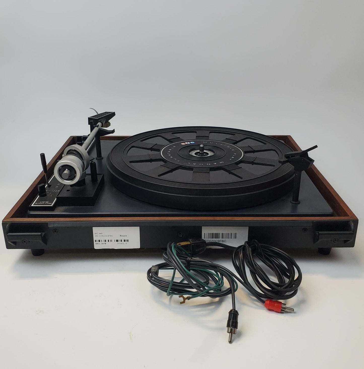 BIC 940 Belt Drive Manual/Automatic Turntable | Grade B