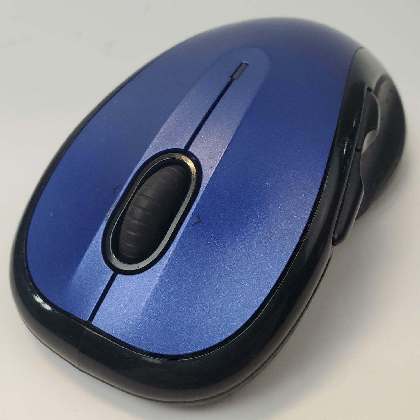 Logitech M510 USB Wireless Mouse (Assorted Colors) | Grade B