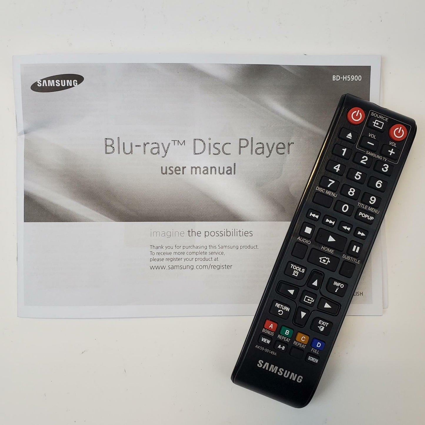 Samsung BD-H5900 Blu-Ray/DVD Player w/ Remote | Grade B
