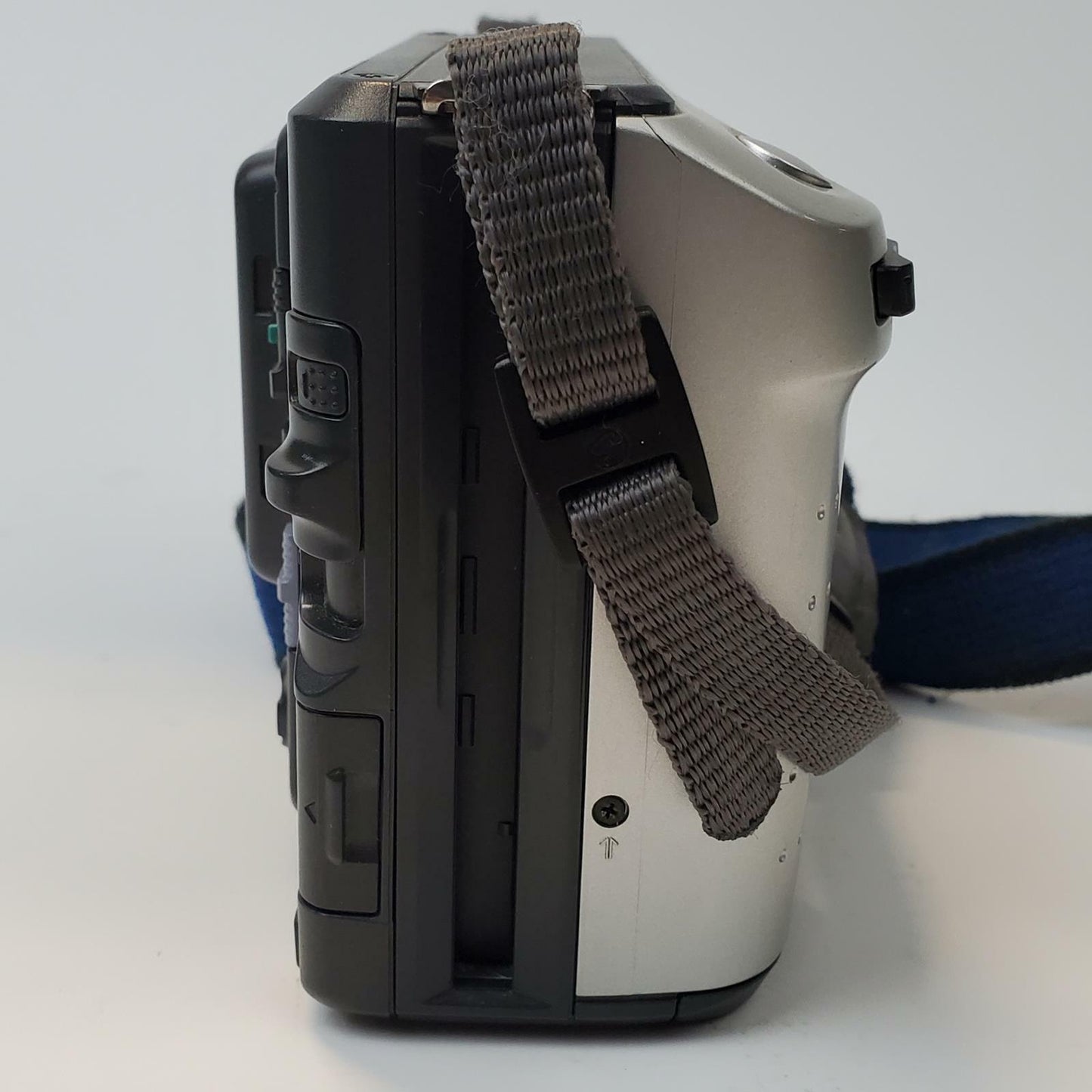 Sony MVC-FD200 Digital Camera | Grade B