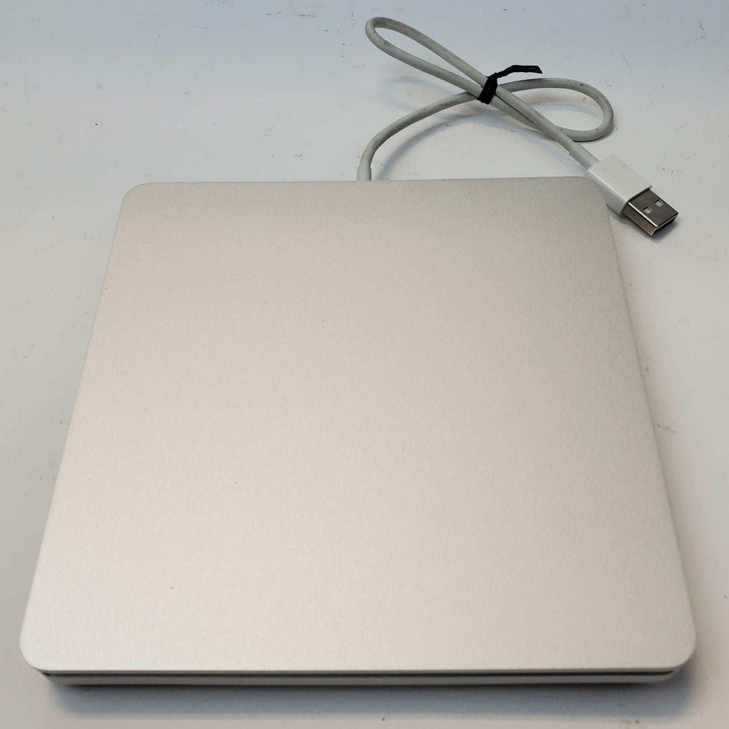 APPLE A1379 SuperDrive USB External Optical CD/DVD-RW Drive | Grade A