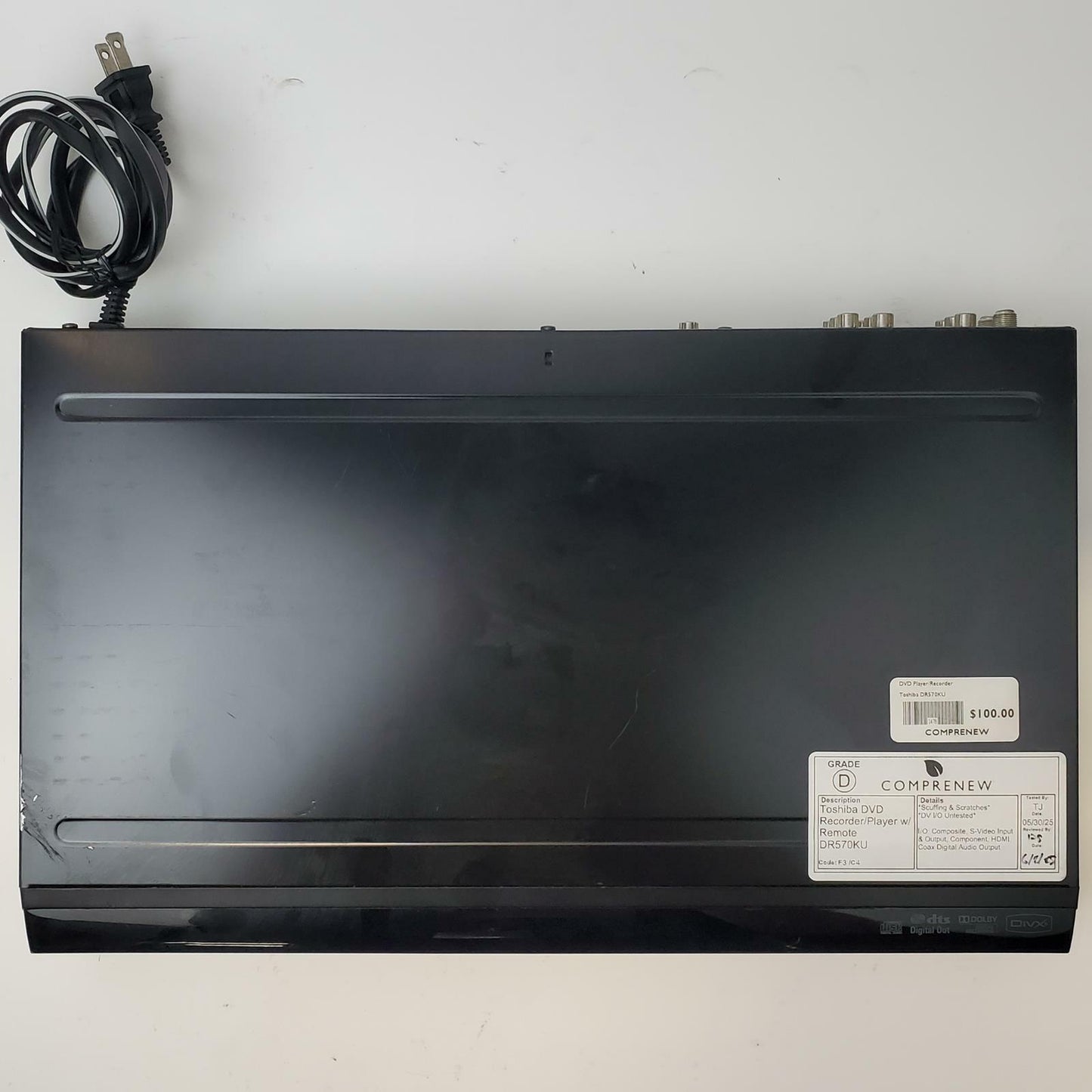 TOSHIBA DR570KU DVD Recorder/Player w/ Remote | Grade D