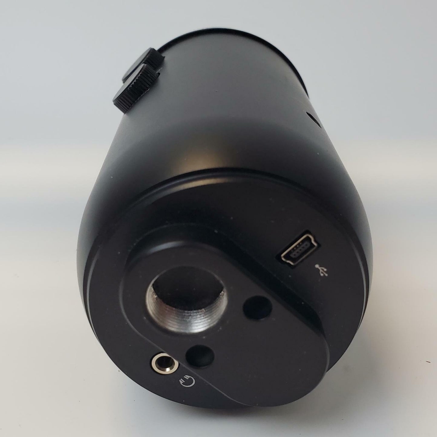 Blue Yeti Blackout Edition USB Microphone | Grade B