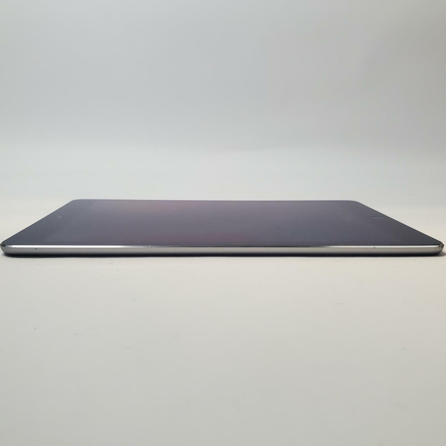 Apple iPad Air 2 MGJY2LL/A A1567 64GB 9.7" Tablet (Space Gray) | Grade C