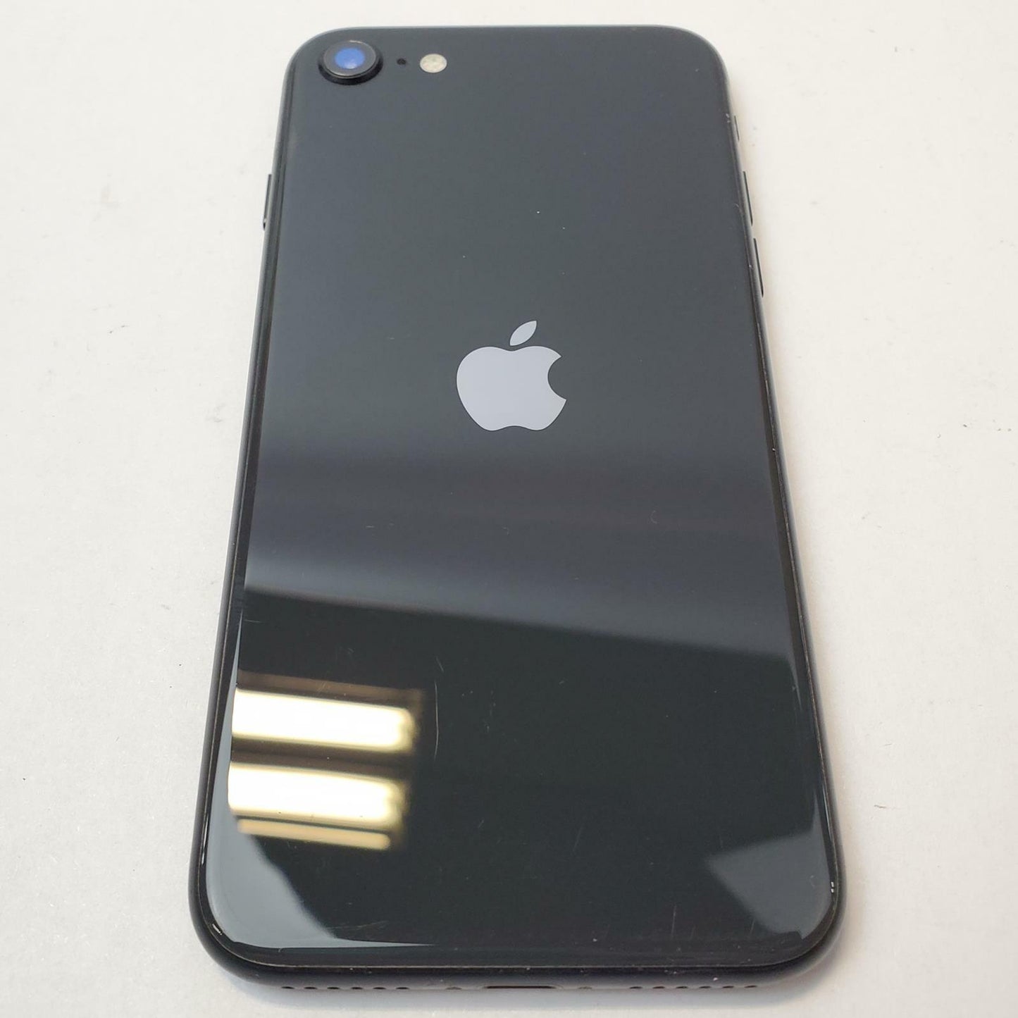 Apple iPhone SE MHG43LL/A 2nd Gen 64GB Unlocked Smartphone | Grade C | 8235