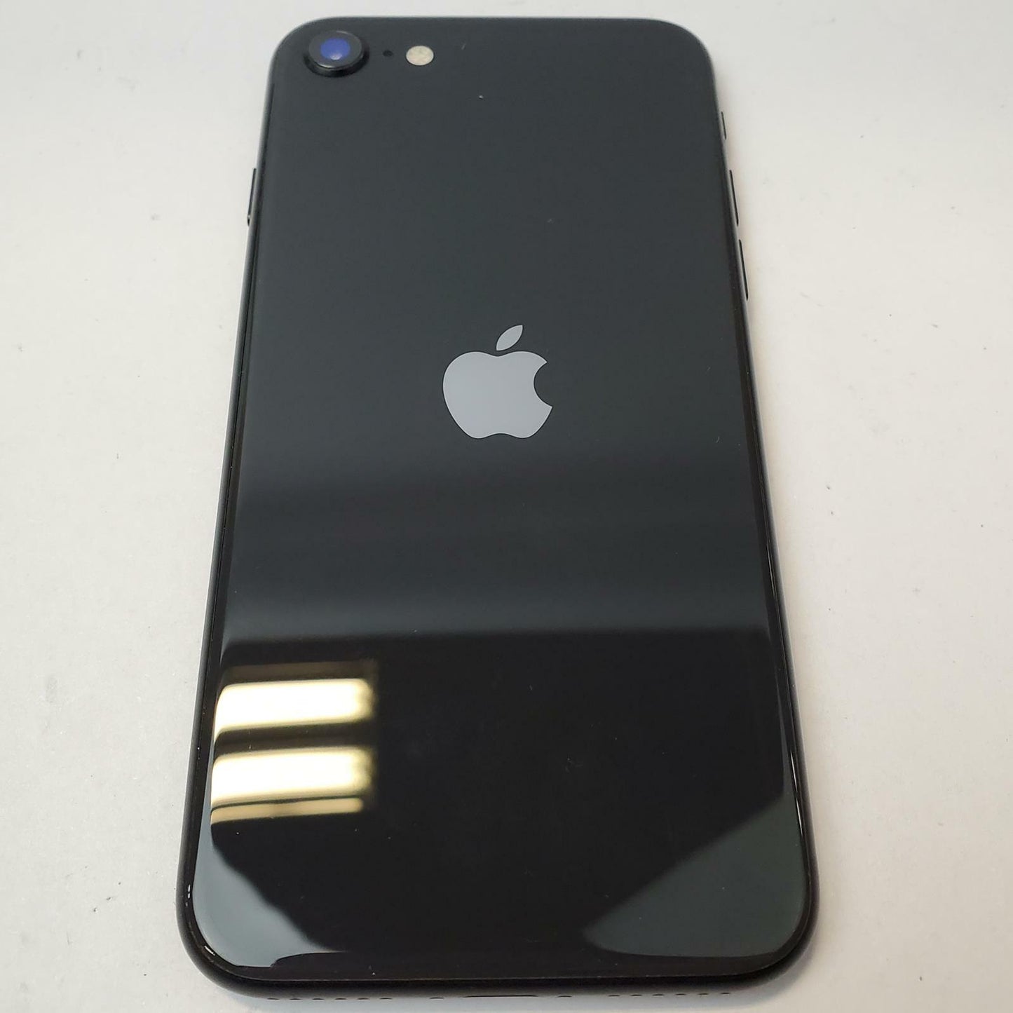 Apple iPhone SE MHG43LL/A 2nd Gen 64GB Unlocked Smartphone | Grade C | 8233