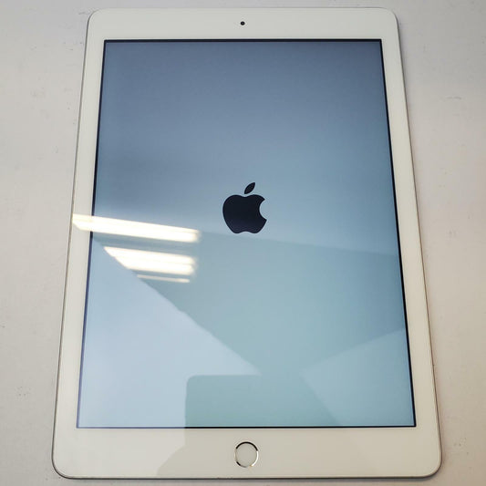 Apple iPad 5 MP2G2LL/A A1822 32GB 9.7" Tablet (Silver) | Grade C