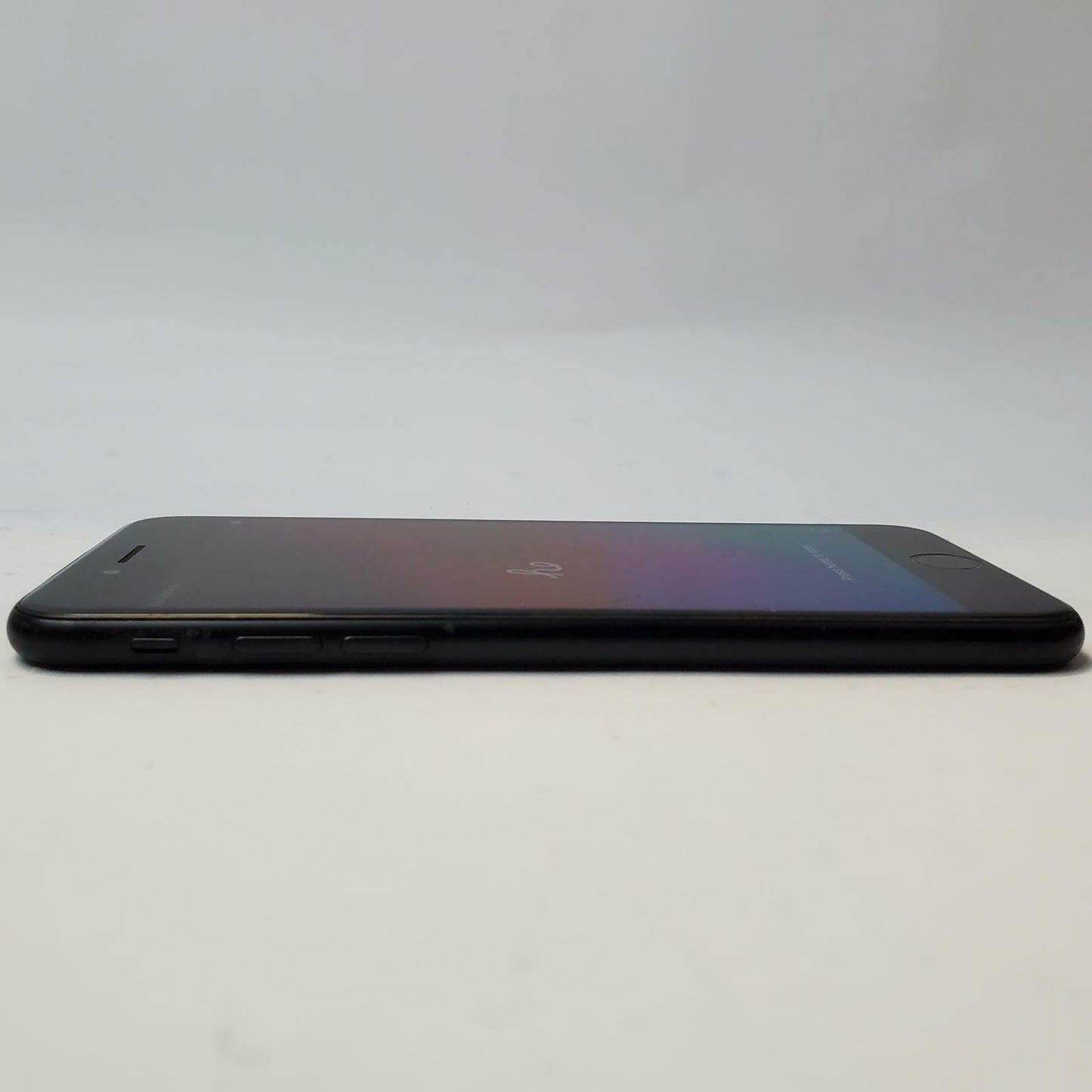 Apple iPhone SE MHG43LL/A 2nd Gen 64GB Unlocked Smartphone | Grade C | 8234