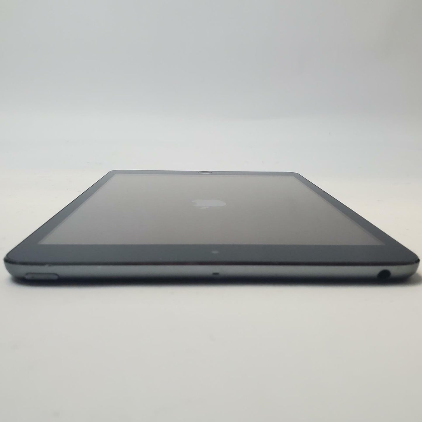 Apple iPad Mini 2 ME277LL/A A1490 32GB 7.9" Tablet (Space Gray) | Grade C
