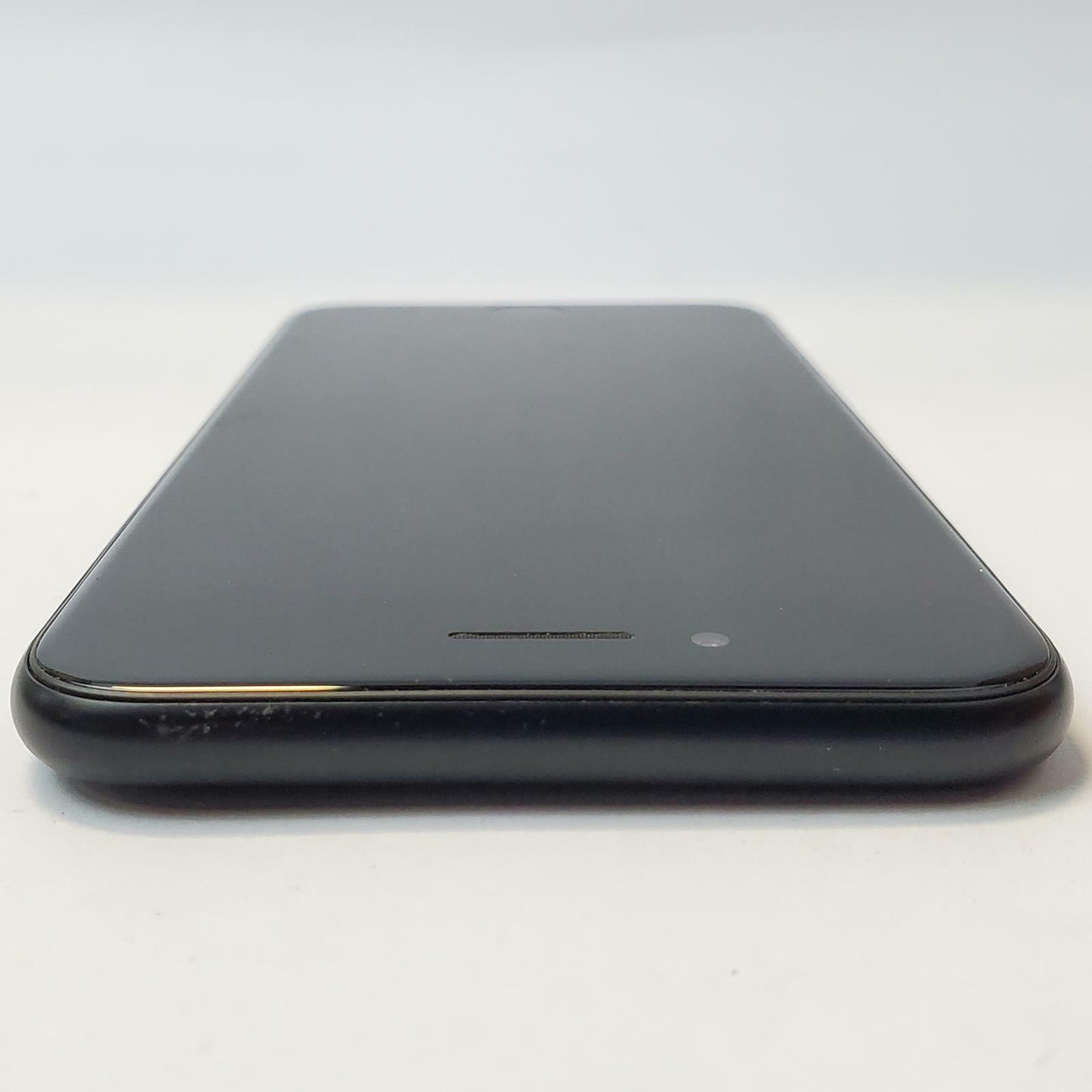 Apple iPhone SE MHG43LL/A 2nd Gen 64GB Unlocked Smartphone | Grade C | 8233