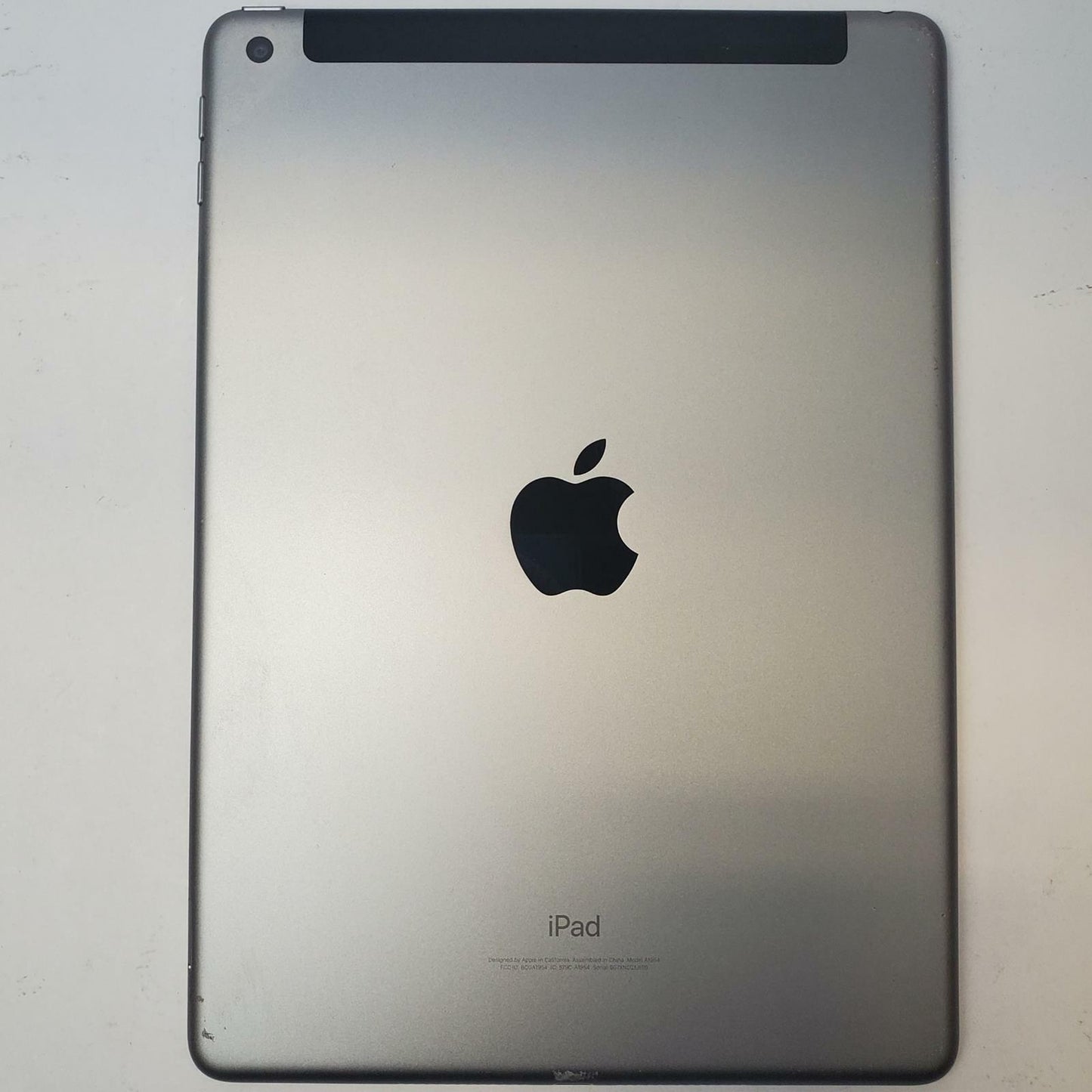 Apple iPad 6 MR7C2LL/A A1954 128GB 9.7" Tablet (Space Gray) | Grade C