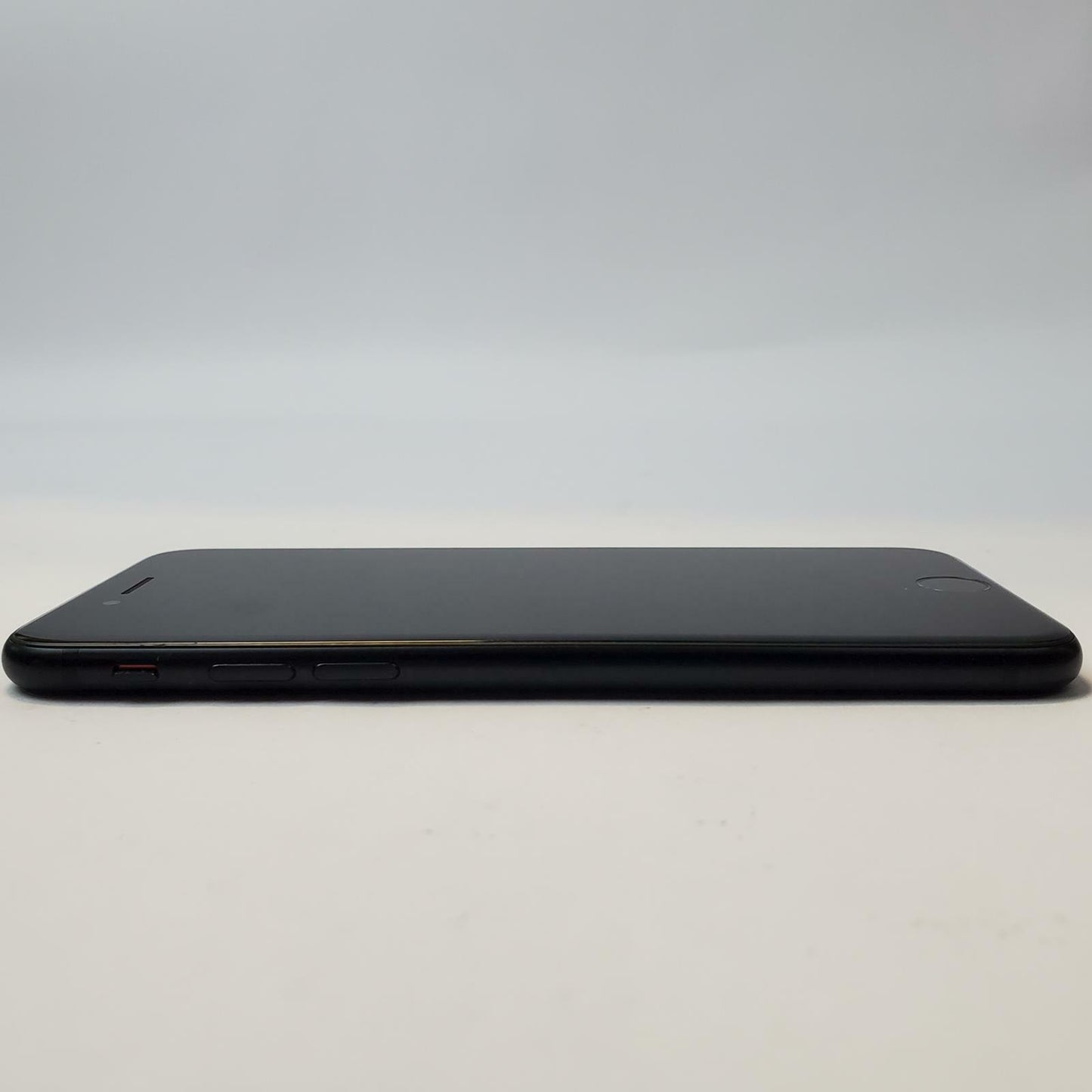 Apple iPhone SE MHG43LL/A 2nd Gen 64GB Unlocked Smartphone (Black) | Grade B