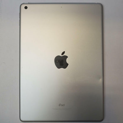 APPLE IPAD 6TH GEN MR7G2LL/A 32GB WiFi Tablet (Silver) | Grade C