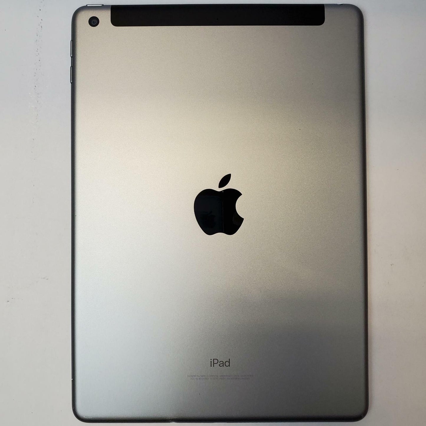 APPLE IPAD 6TH GEN MR7C2LL/A 128GB WiFi/Cellular Tablet (Space Gray) | Grade C