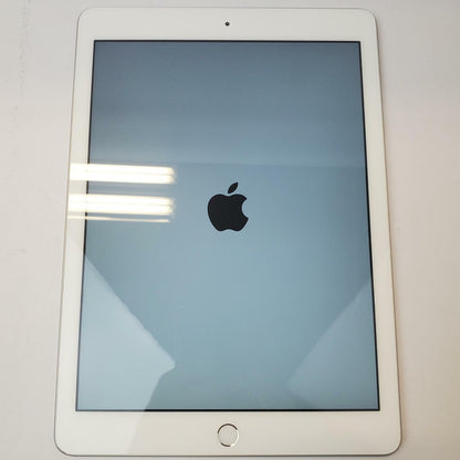 APPLE IPAD 6TH GEN MR7G2LL/A 32GB WiFi Tablet (Silver) | Grade C