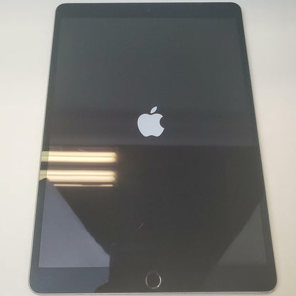APPLE iPad Pro 10.5" MQDT2LL/A 64GB WiFi Tablet (Space Gray) | Grade C