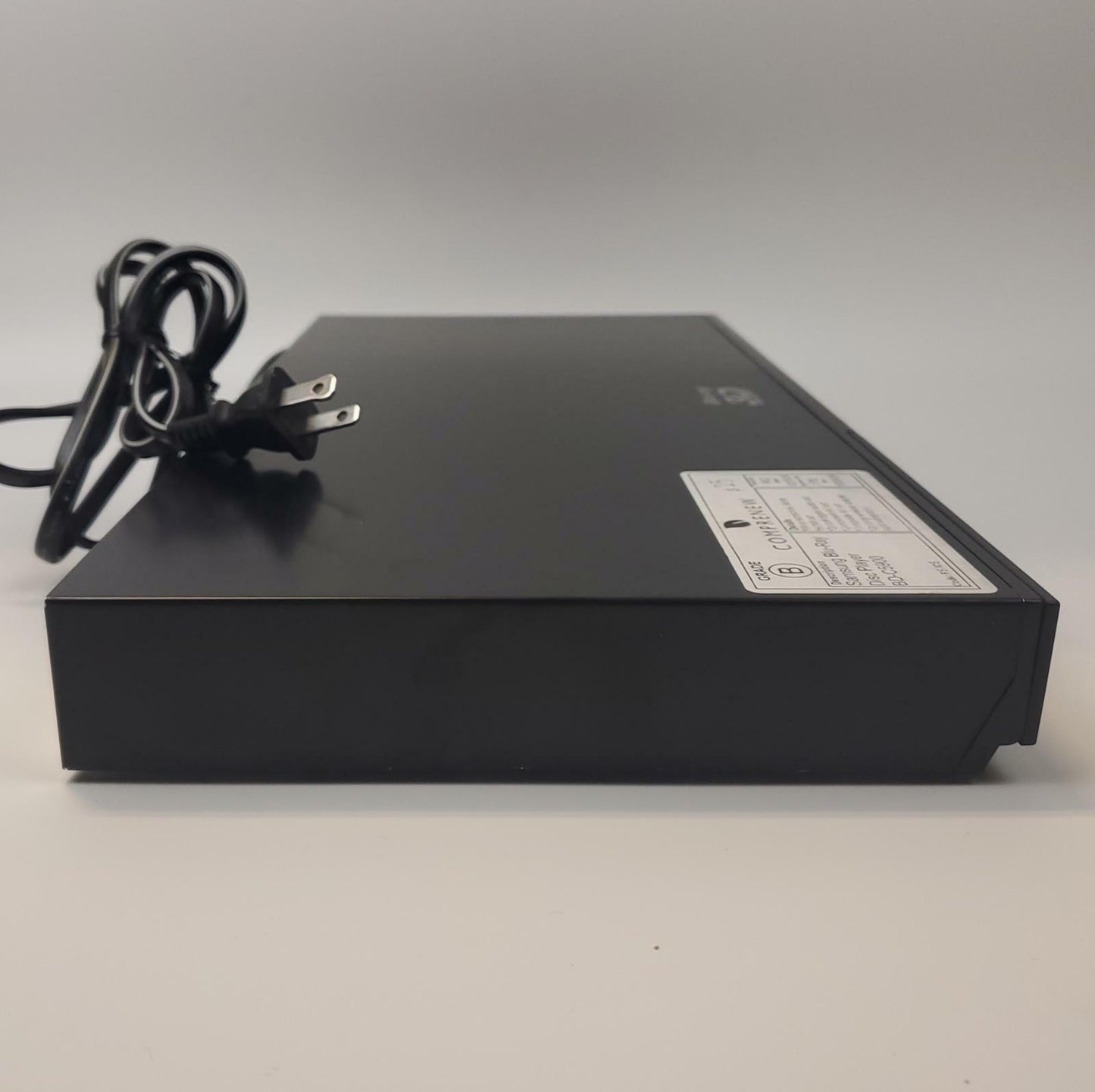 Samsung BD-C5900 Blu-Ray Disc Player w/ Remote | Grade B