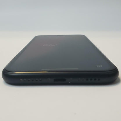 APPLE iPhone XR MT302LL/A 64GB Verizon Locked (Black) | Grade C