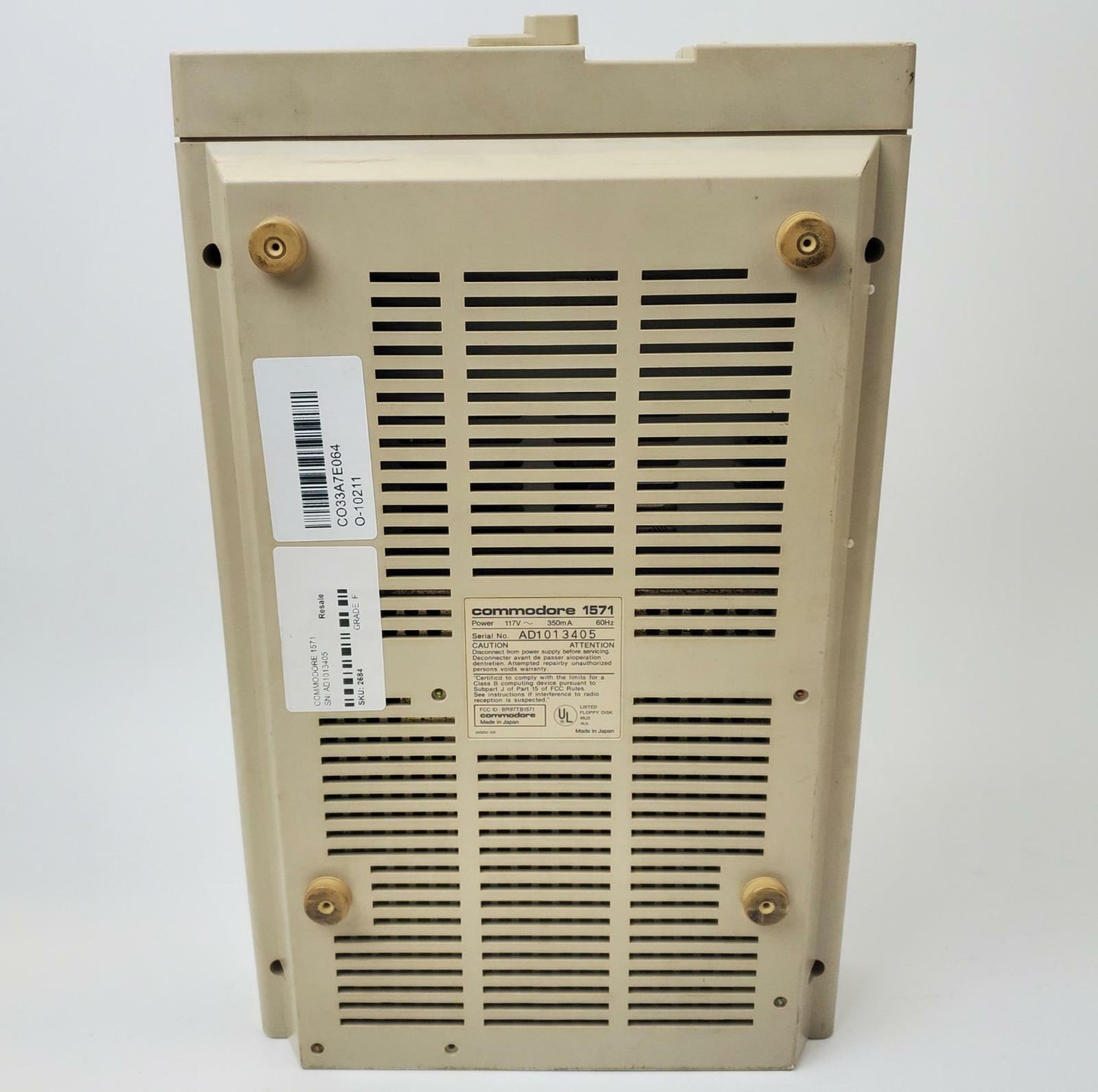 Commodore 1571 5.25" Disk Drive | Grade F