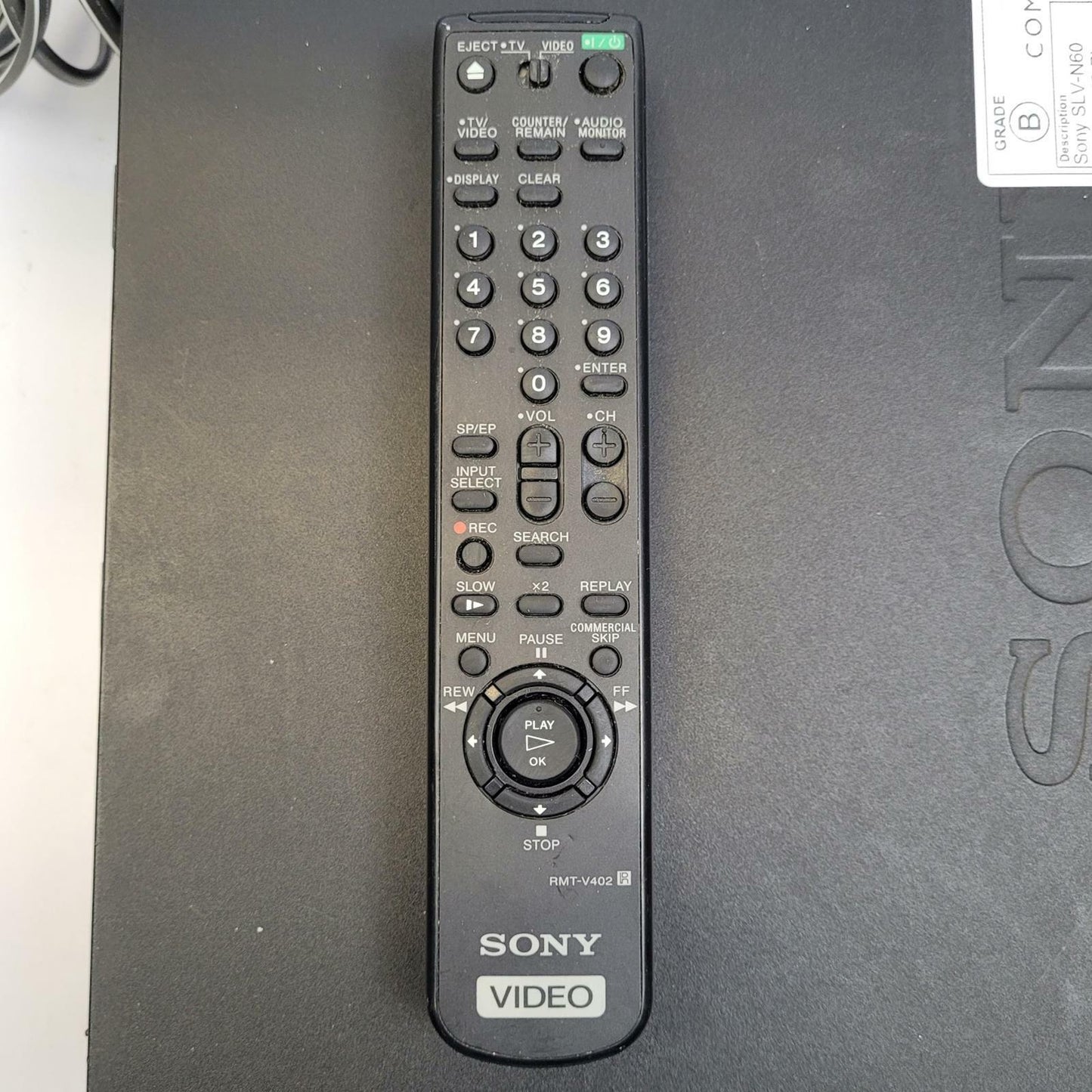 SONY SLV-N60 VCR/VHS Player w/ Remote | Grade B