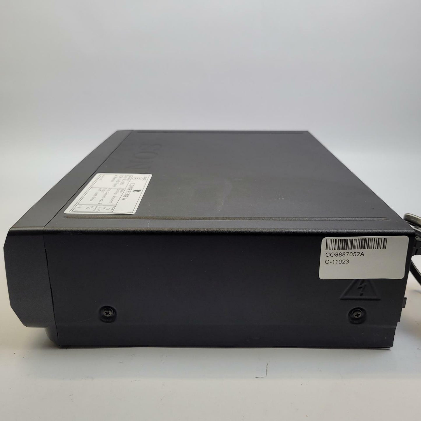 SONY SLV-N60 VCR/VHS Player w/ Remote | Grade B