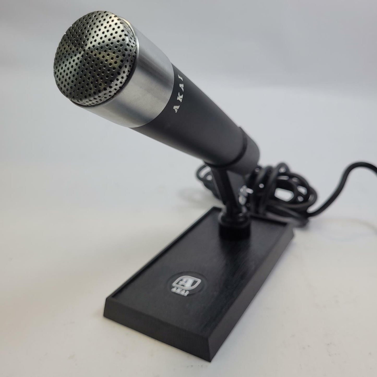 AKAI DM-13 Dynamic Mic | Grade A
