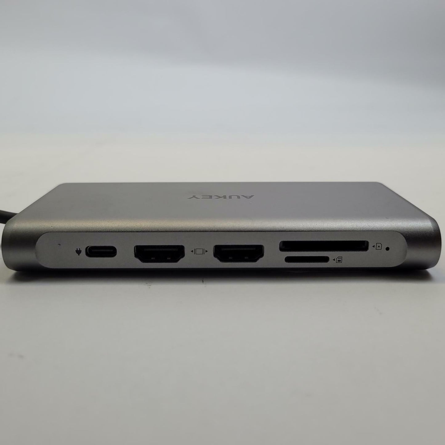 AUKEY CB-C78 Laptop Docking Station | Grade A