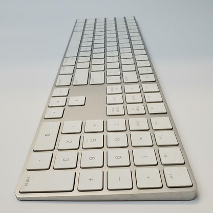 Apple A1843 Bluetooth Wireless Keyboard | Grade A