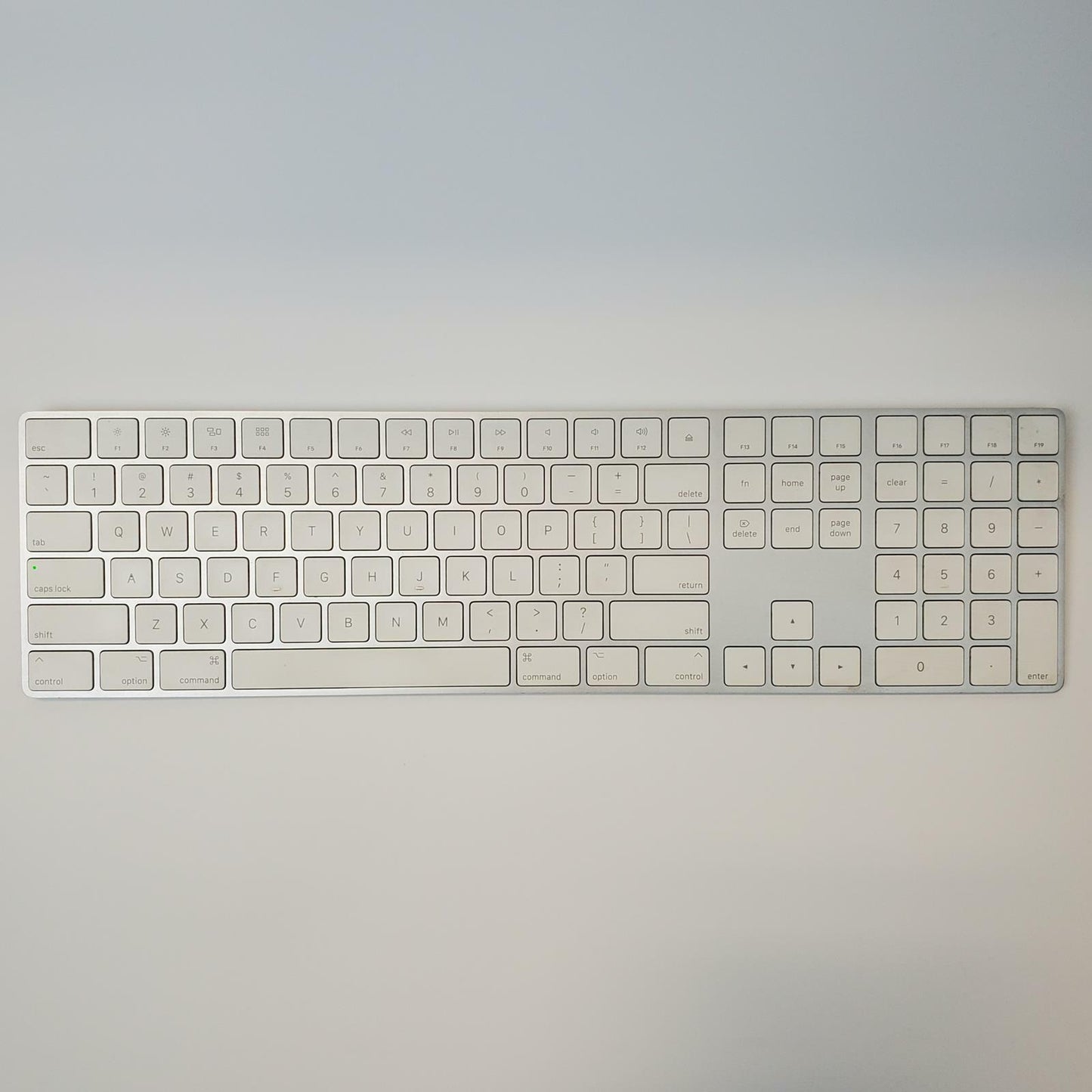 Apple A1843 Bluetooth Wireless Keyboard | Grade A