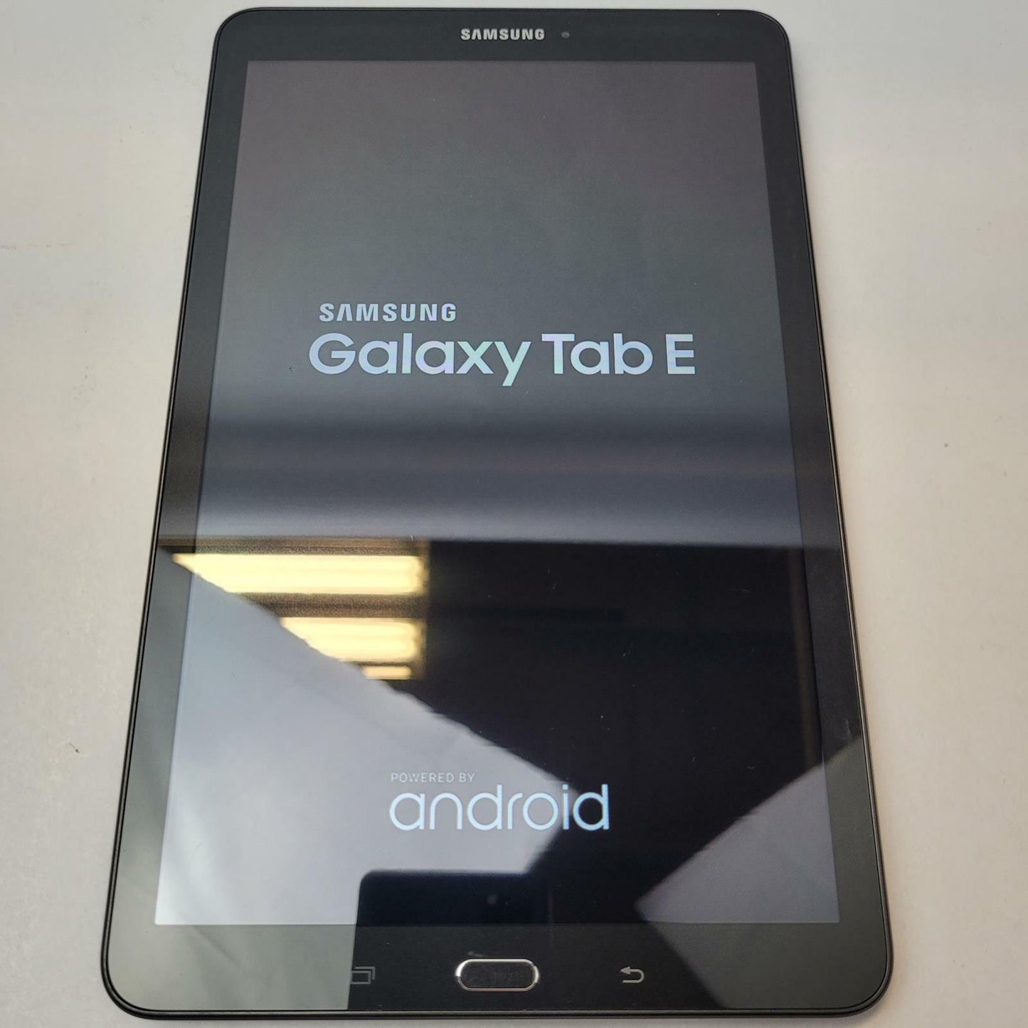 SAMSUNG Galaxy Tab E 9.6 SM-T567V 16GB Tablet Metallic Black | Grade C | 9414