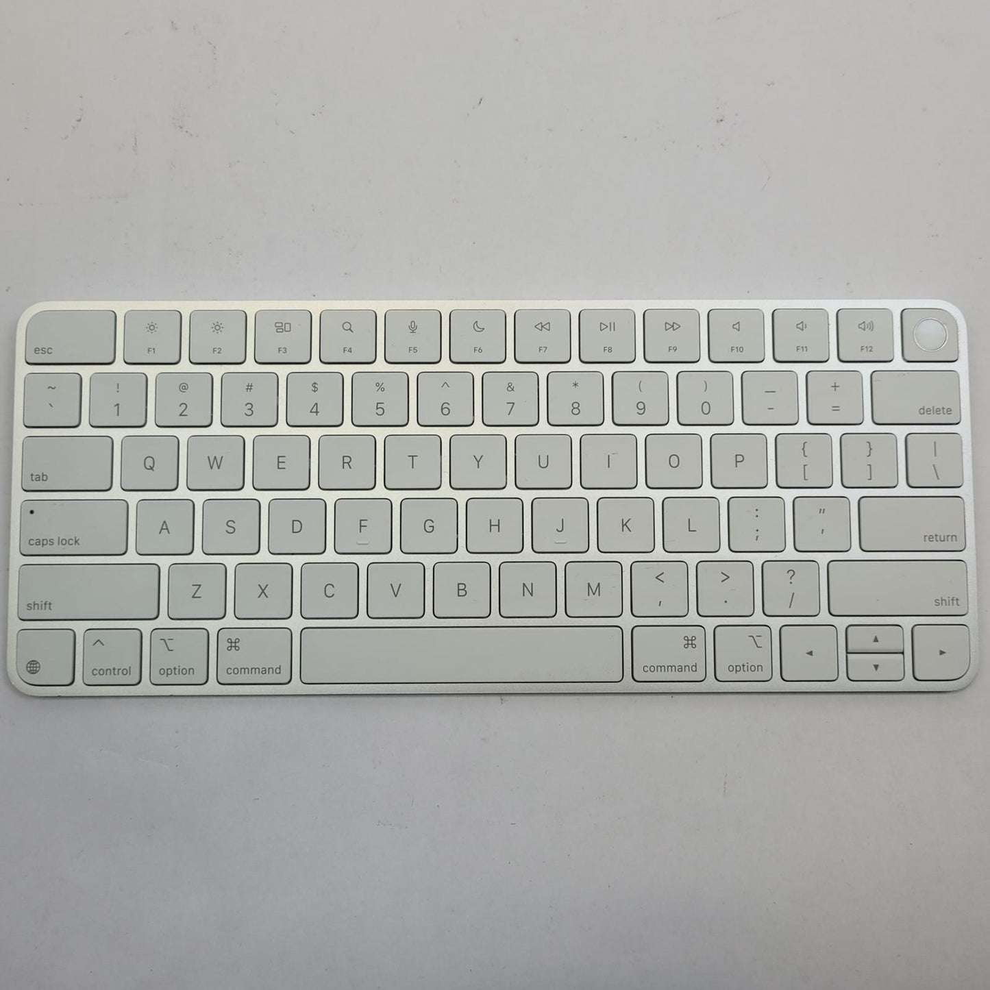 Apple A3118 Magic Keyboard with Touch ID (White) | Grade A