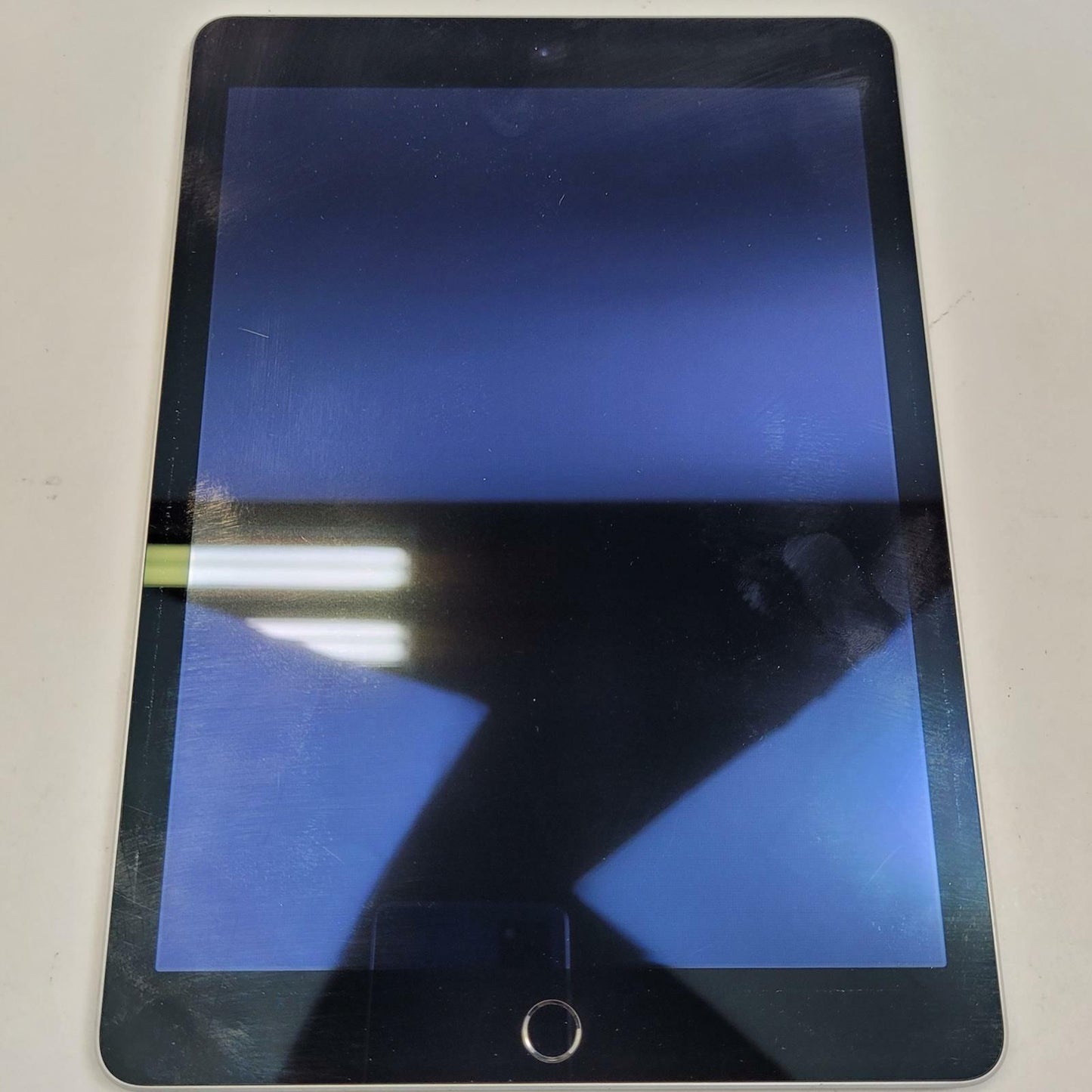 APPLE IPAD AIR 2 MGL12LL/A 16GB WiFi Tablet SPACE GRAY | Grade C