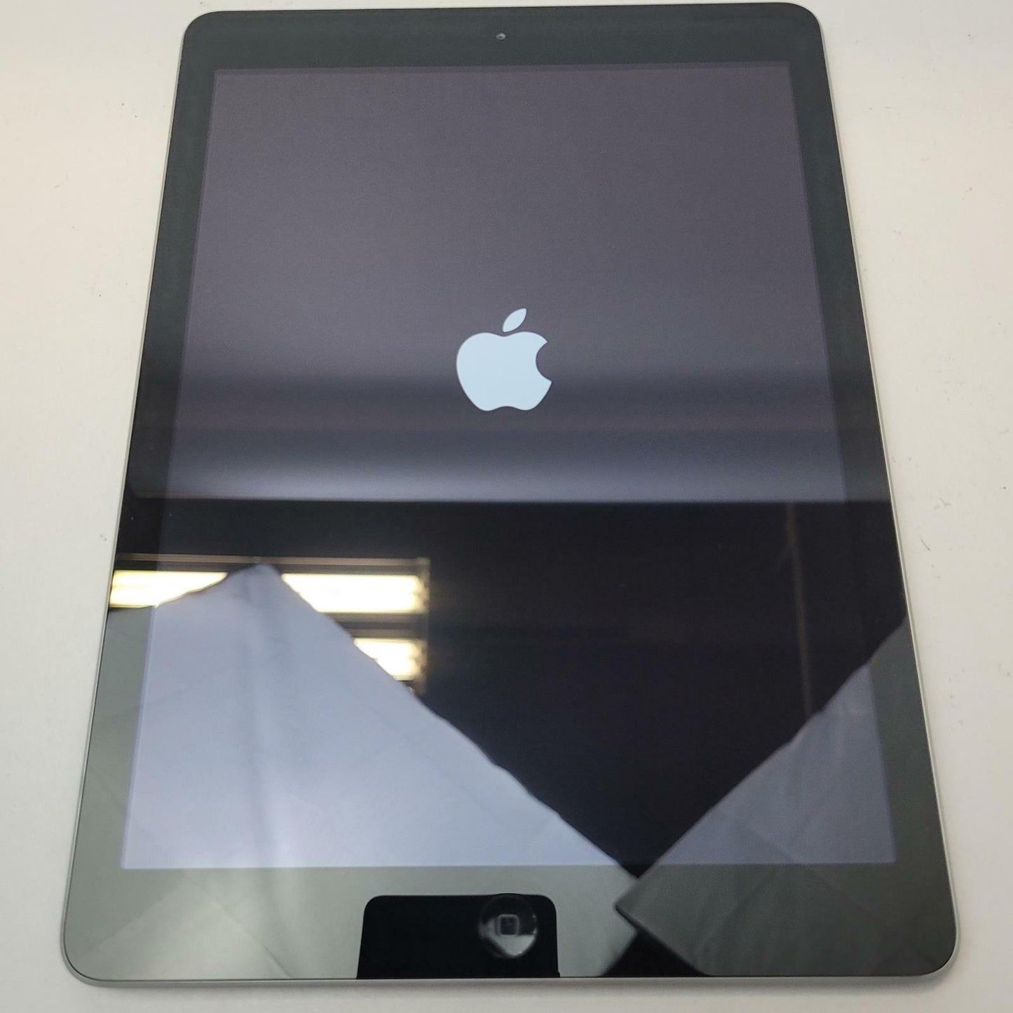 APPLE iPad Air MD785LL/B 16GB WiFi Tablet SPACE GRAY | Grade C