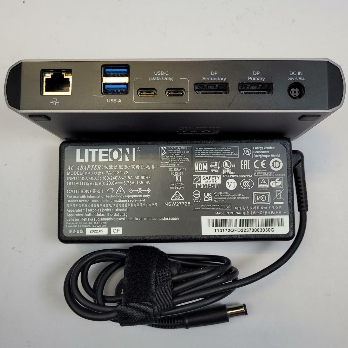 PLUGABLE TBT3-UDC1 Laptop Docking Station | Grade A