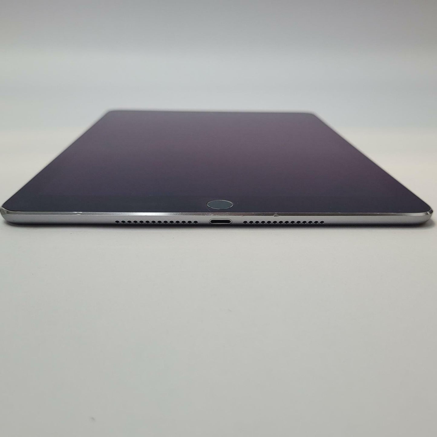 APPLE IPAD AIR 2 MGL12LL/A 16GB WiFi Tablet SPACE GRAY | Grade C