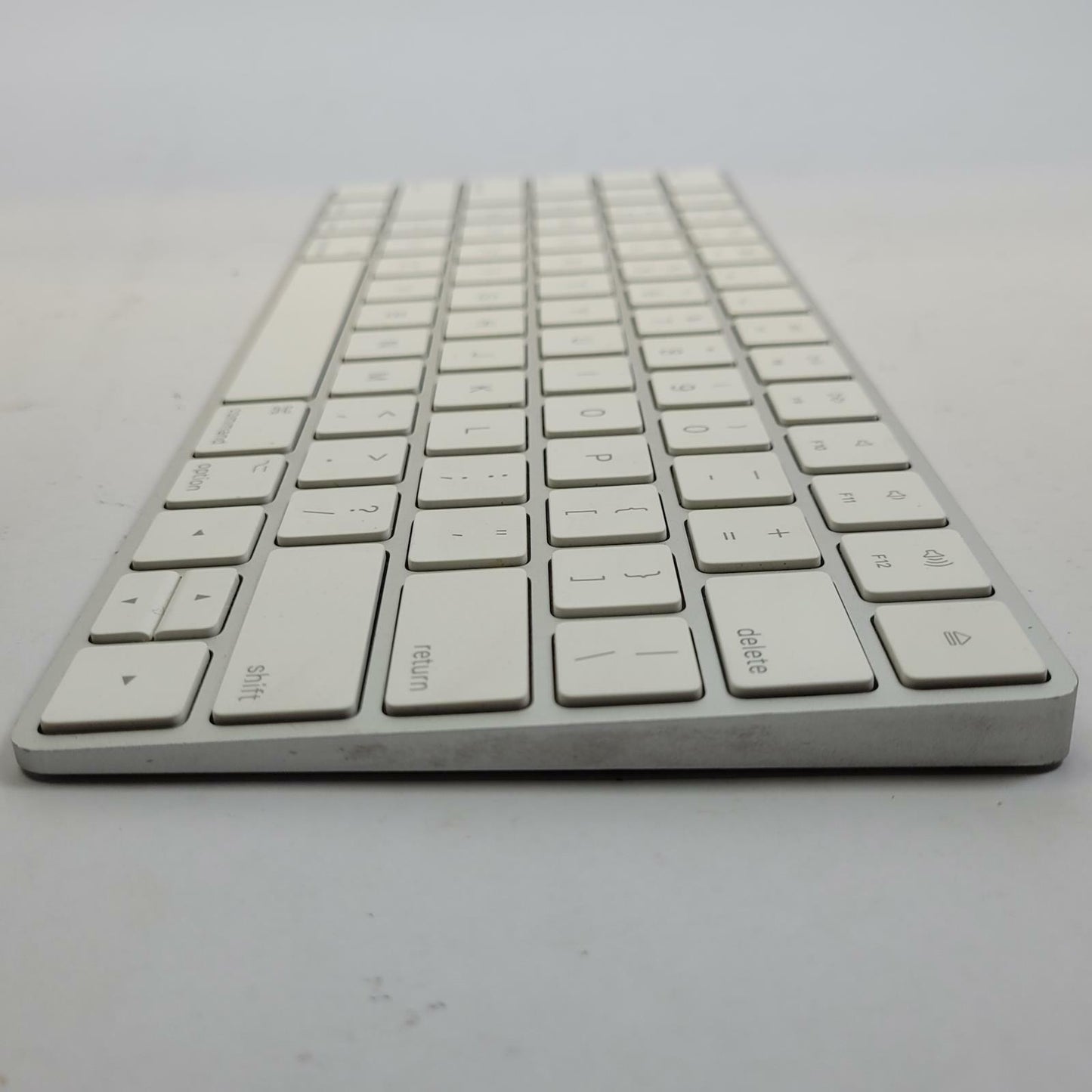 Apple A1644 Magic Wireless Bluetooth Keyboard | Grade B
