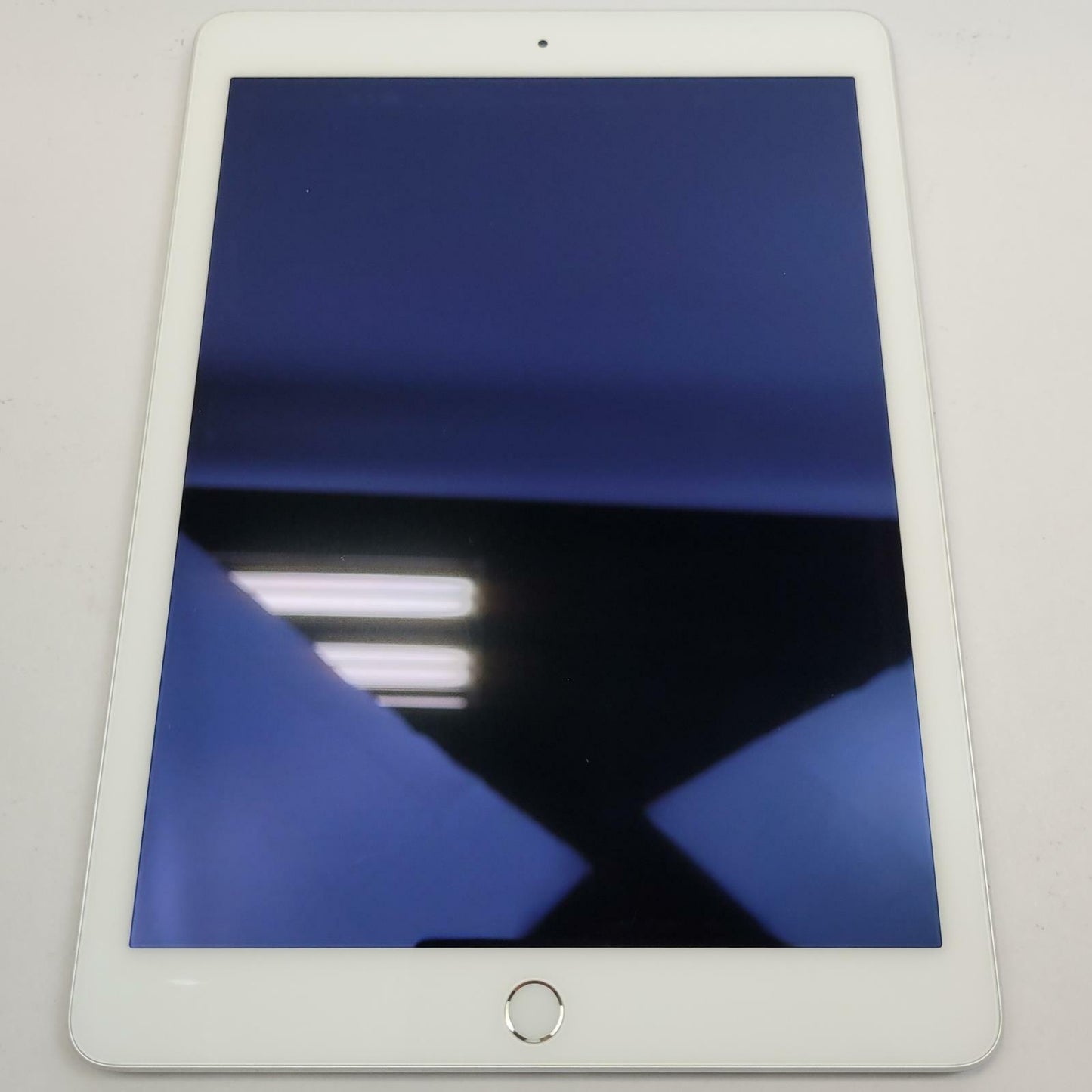 APPLE IPAD AIR 2 MGLW2LL/A 16GB WiFi Tablet SILVER | Grade C