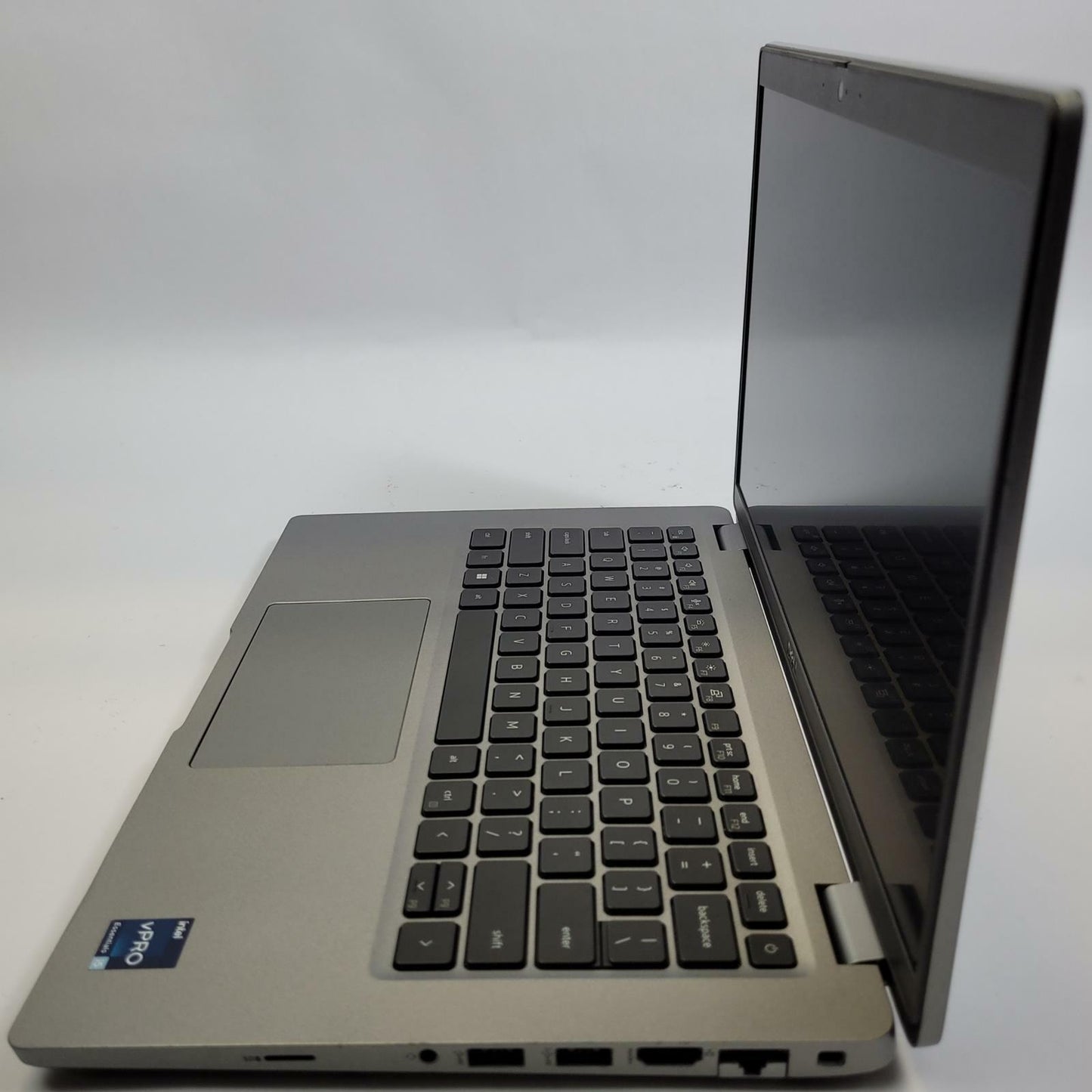 DELL LATITUDE 5430 Windows 11 Home i5-1235U 16GB RAM 250GB NVME | Grade C